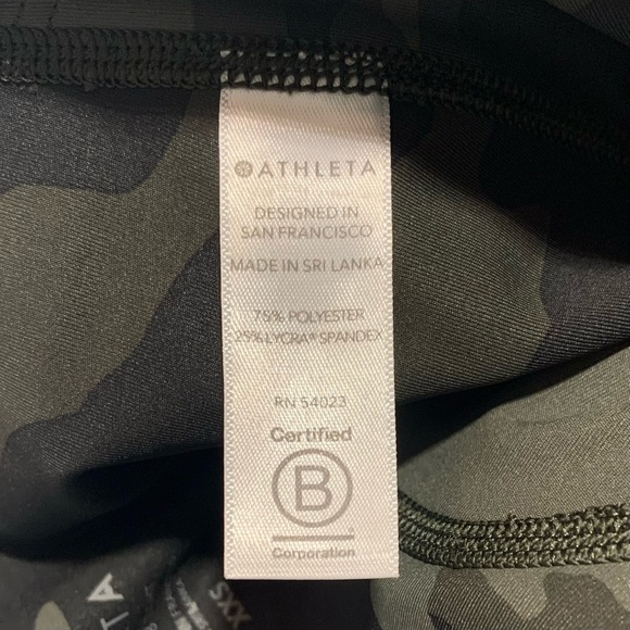 ATHLETA Ultimate Stash Pocket 7/8 Camo Tights XXS - Picture 11 of 16